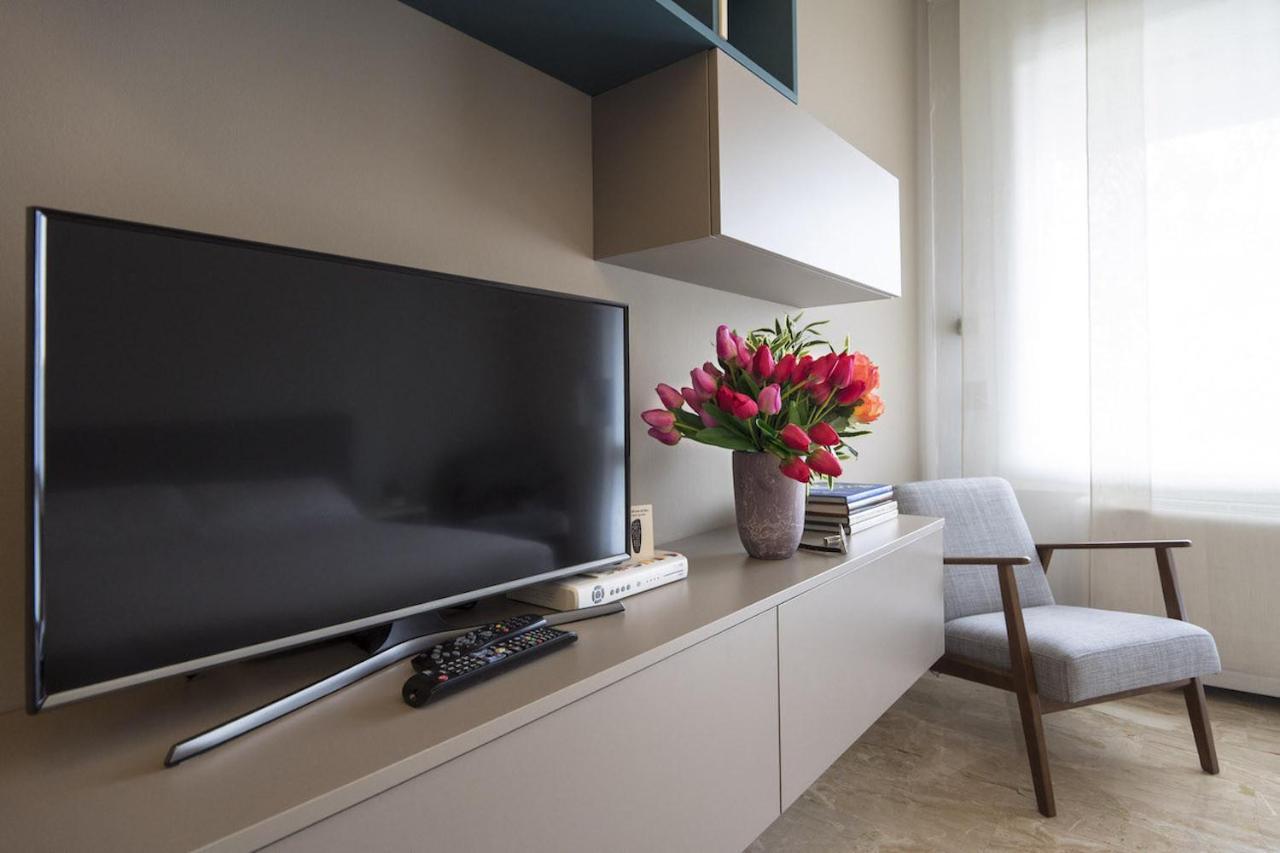 Contempora Apartments - Elvezia 8 - E14 มิลาน ภายนอก รูปภาพ